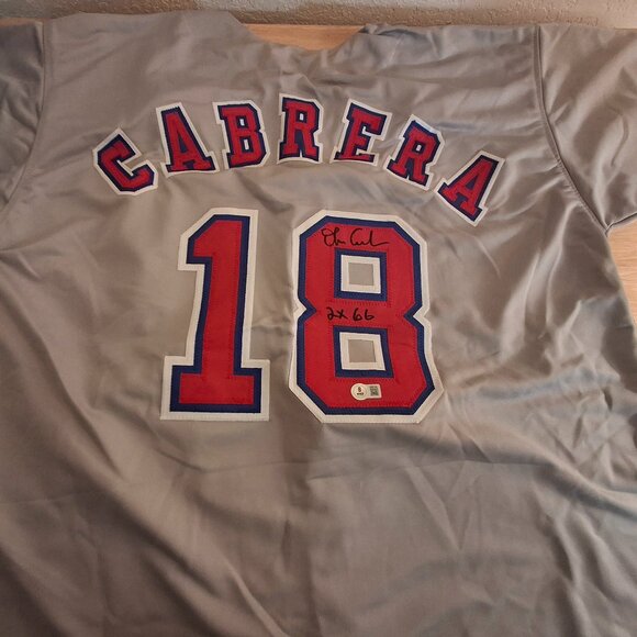 Orlando Cabrera Signed Autographed INSCRIBED 2x Gold Glove Winner Expos BECKETT - Picture 1 of 5